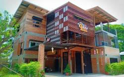 Baan9Nan Guest Home in Nan City