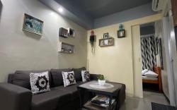 Myra’s Affordable Condo w Bedroom & Free WiFi