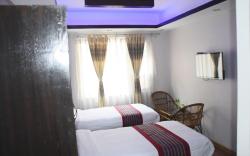 Twin-Bed Room -relaxing, rejuvenating