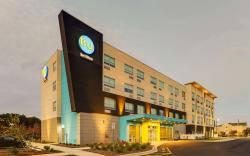 Tru by Hilton Smithfield I-95