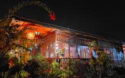 Rumah Kayu Sulawesi Antique