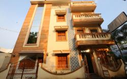 Le Apex Guest House