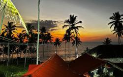 Kovalam Beach house - room102