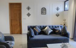Kasauli Hill Crest Luxury 2 BHK Valley View