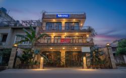 FabHotel Goodwill Homes