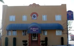 Holland Inn and Suites