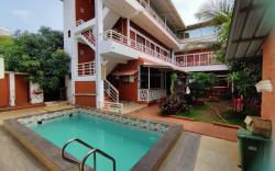 Redstone House by Ekdant Holiday Home