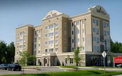 Imperia Hotel et Suites Terrebonne