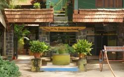 GREEN'S GUEST HOUSE