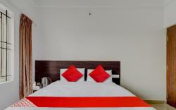 OYO Flagship 805935 Whitefield Suites