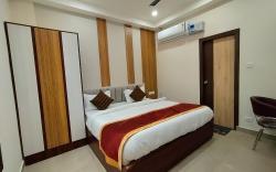 Royal Rooms and Banquet