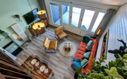 Romantisches Loft | Netflix | Pool | Bergblick