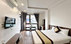 AU79 hotel & apartment