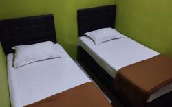 OYO 92224 Hotel Tris