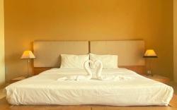 Themepark View Gold Coast Morib w Jacuzzi A1728