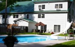 Timber House Resort