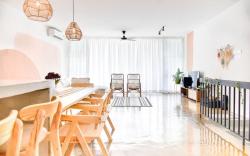 KARAOKE KAKA HOMESTAY (6 PAX) TMN BERSATU