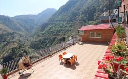 Hotel Valley View Kempty Fall