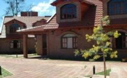 Cabanas La Aldea