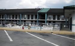 Camilla Inn & Suites