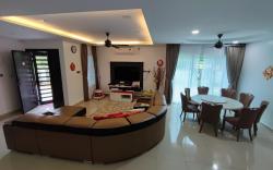 Mr Blue Homestay Dungun
