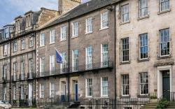 Travelodge Edinburgh Central Queen Street