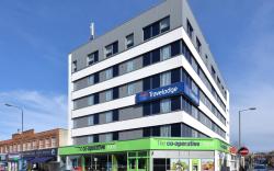 Travelodge London Raynes Park