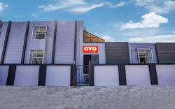 OYO Flagship Mt Stays 1