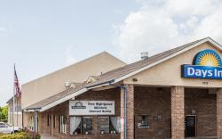 Days Inn By Wyndham Nashville North/Opryland Area