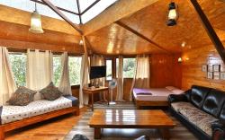 De Rock Jungle Living Resort by Lexstays