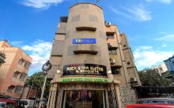 FabHotel Prime Rockstar Suites - Nr. Park Circus 7 Point