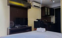 Comfy Studio Belmont Residence Puri By Travelio