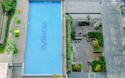 Comfy Studio 2 Floor Evenciio Margonda By Travelio