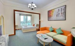 Diny ApartHotel - Delight - Rooftop Pool - HCMC