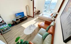 Diny ApartHotel - Delight - Rooftop Pool - HCMC