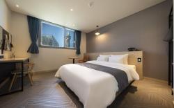 Sokcho Brooklyn Hotel
