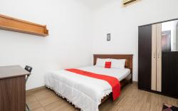 RedDoorz @ Nginden Surabaya