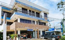 RedDoorz @ La Trinidad Pension House Aklan