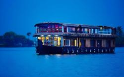 Giya Houseboats