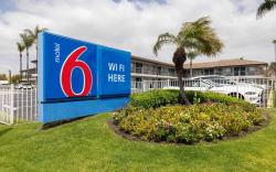 Motel 6 Santa Ana, CA