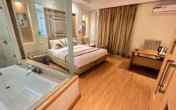 Hotel Inaya Suites - Rooms with Bathtub