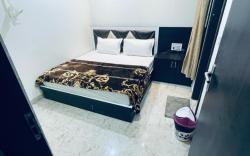 Goroomgo Yuvraj Residency Amritsar