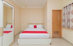 RedDoorz Syariah near Stasiun Karet