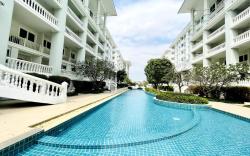 O2 Classy Duplex 2BR Pool Access