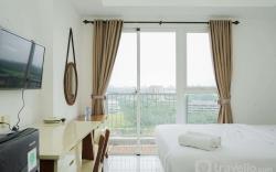 Simple Warm Studio at Casa de Parco By Travelio