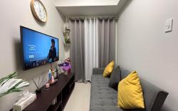 One BR Suite 5 min walk to Mall of Asia