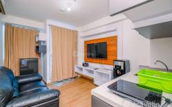 Comfortable and Warm 2BR at Tifolia By Travelio