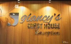 GLANCY'S GUEST HOUSE
