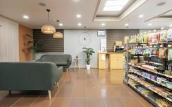 The Oakra Hotel