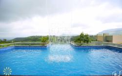 Royal Oak Villa 6BHK  Infinity Pool with Waterfall